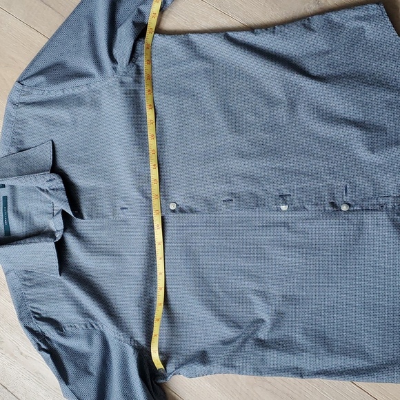 Perry Ellis button down shirt - Picture 4 of 6